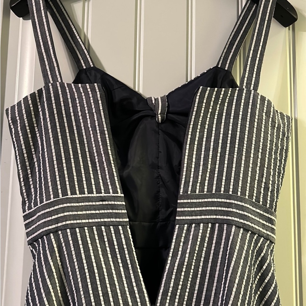 Sundress - Picture 3 of 6